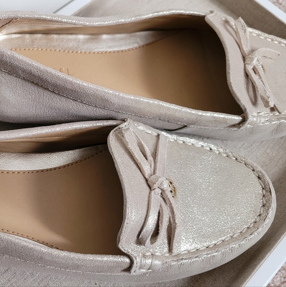 Michael Kors Champagne leather loafers - Picture 2 of 5